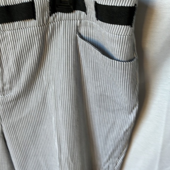 I.N.C. Cropped Slacks - Picture 6 of 11